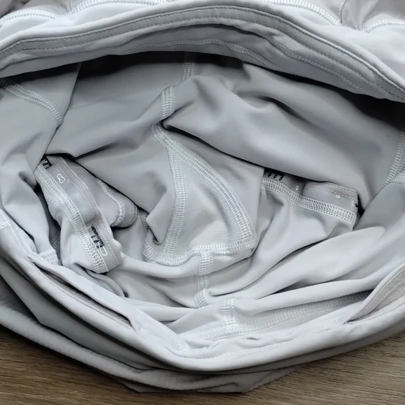 Lululemon Pace Rival White Skort Size 4 - Picture 4 of 9